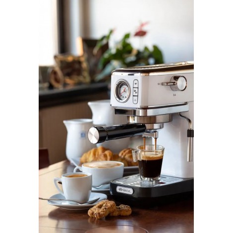 Рожковая кофеварка Ariete 1381/14 Espresso Slim Moderna, белый